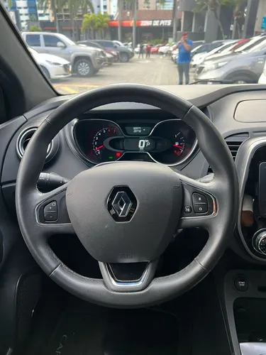 Renault Captur 2.0 Bose Automática