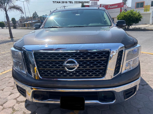 Nissan Titan 2018 Sv 4x4 V8 Aut Dob/cab Enganche $