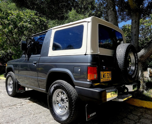Mitsubishi Montero 1986 2.6 L042 Lona