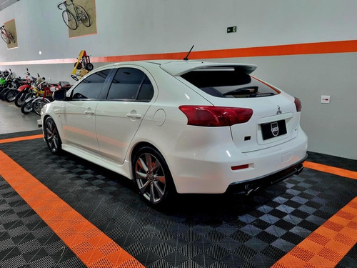 Mitsubishi Lancer 2.0T Ralliart