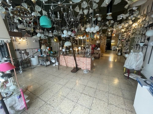 Imagen 5 de 5 de Venta - Local En Calle Reconquista 456 - Ezeiza