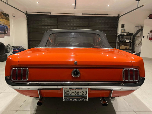 Imagen 3 de 9 de Ford Mustang Convertible