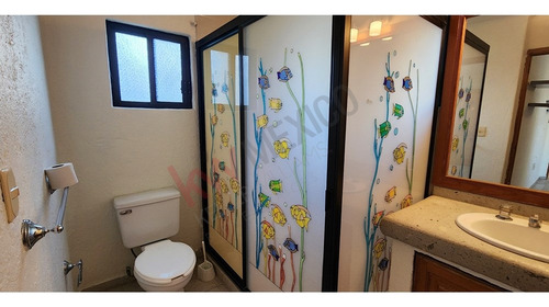Residencia En Venta Con Ubicación Privilegiada En Querétaro