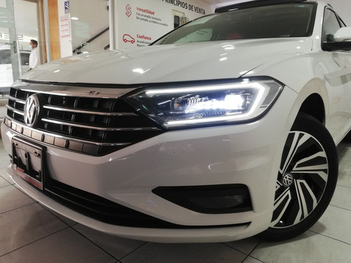 Imagen 2 de 15 de Volkswagen Jetta 2019 1.4 T Fsi Highline Tiptronic