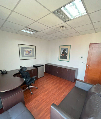 Oficina En Arriendo En Las Condes