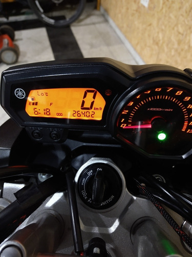 Yamaha Xj6
