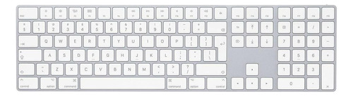 Teclado bluetooth Apple A1843 QWERTY inglés internacional color plata y blanco