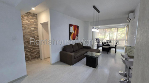 Tg Lindo Apartamento Con Excelentes Areas Sociales, Solarium, Piscina, Cancha De Futbolito, Pozo, Calle Cerrada. En Venta En La Tahona 25-18320 Ys