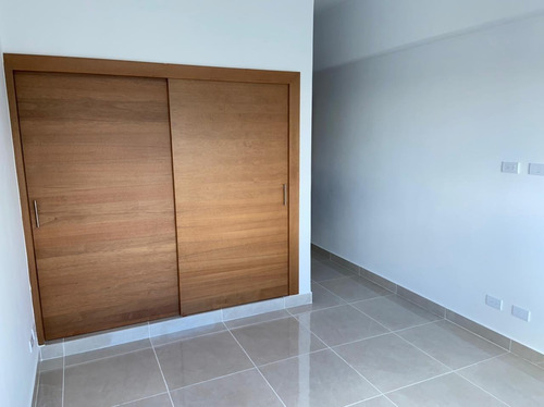 Imagen 4 de 14 de Hermoso Apartamento En Torre Con Área Social Bella Vista