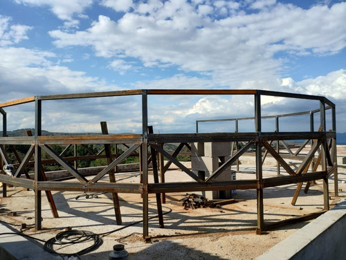 Emprendimiento: Complejo Vacacional Glamping (domos Geodesicos) Superficie Construida : 365 M2 Escritura De 3 Lotes. En Tramite De Unificación Planos Aprobados Para 2 Proyectos