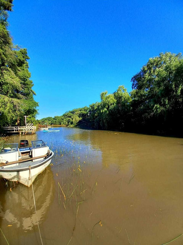 Casa En El Delta De Tigre Sobre El Arroyo Gutierrez