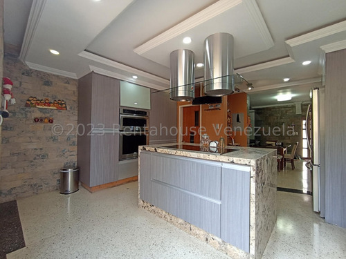 Townhouse En Venta En Urbanizacion El Limon Lmc Mls #25-14409