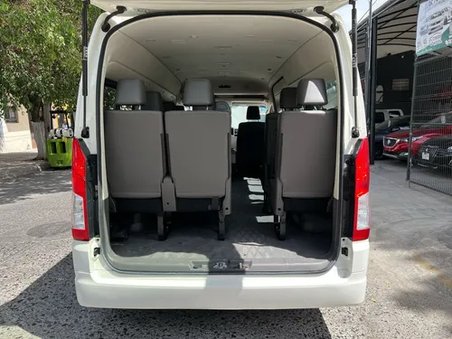 Toyota Hiace 2.7 Bus 15 Pas Mt