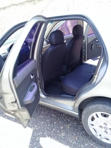 Imagen 9 de 9 de Fiat Palio 1.8 2006