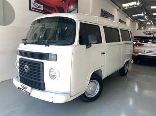 Volkswagen Kombi Muito Nova