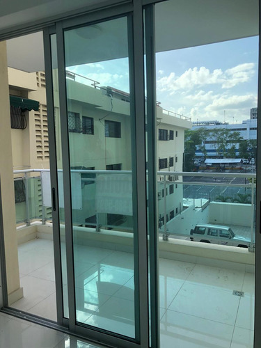 Alquilo Apartamento De 2 Habitaciones En Bella Vista