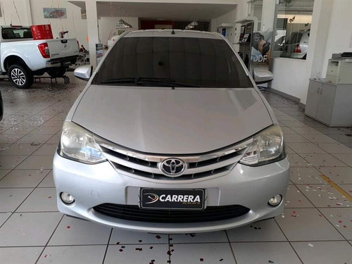 Imagem 2 de 12 de Etios 1.5 Xls Sedan 16v Flex 4p Manual