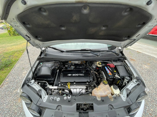 Imagen 12 de 13 de Chevrolet Sonic Lt 2013 Impecable Pacepto Auto O Moto