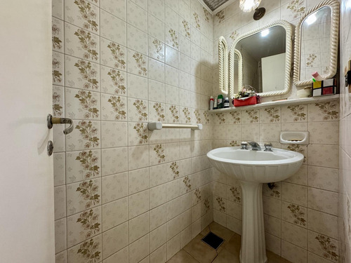 Casa En Venta 3 Dormitorios En Lourdes Rosario