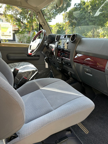 Imagen 10 de 10 de Toyota Land Cruiser 71 (machito 2 Puertas) 2022
