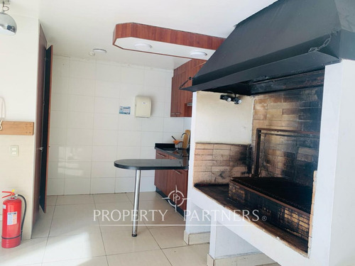 Cómodo Departamento En Venta, Edifico Los Colonos,...