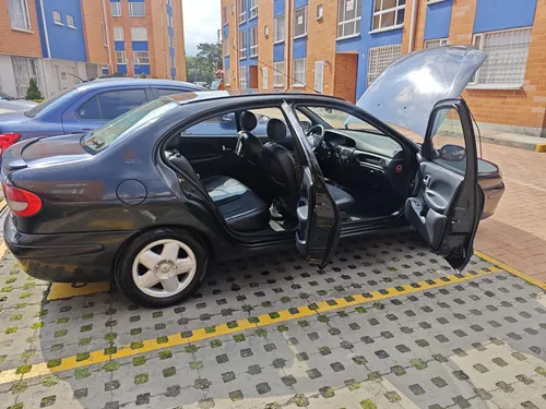 Renault Megane 1.6 Unique