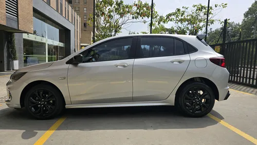 Chevrolet Onix 1.0T Rs Mt