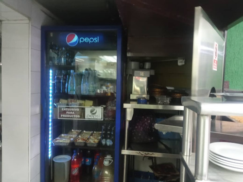 Venta Fondo De Comercio Pizzeria Activa, Full Equipada. Los Chaguaramos Ubicación Muy Transcurrida. Yy