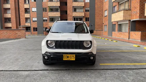 Jeep Renegade 1.8 Sport At