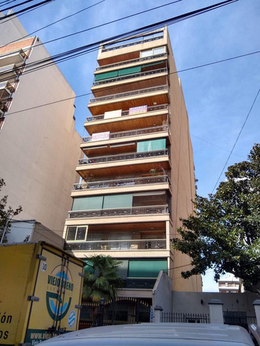 Imagen 2 de 14 de Venta Departamento 4 Ambientes, Avellaneda Centro