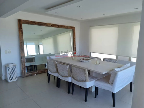 Imagen 3 de 22 de Venta Apartamento 3 Dormitorios Frente Al Mar