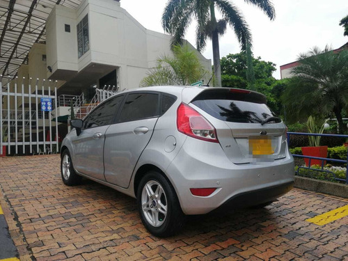 Ford Fiesta 2017 1.6 Hatchback Se