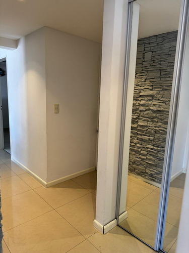 Venta Hermoso Departamento 3 Ambientes Moron