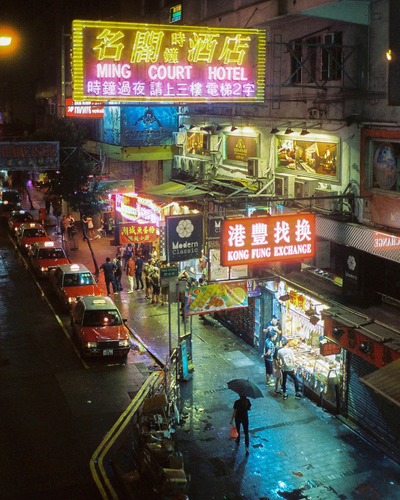 Rollo Cinestill 800t - Película 120 (Usado)