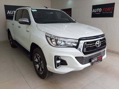 Imagem 1 de 10 de Toyota Hilux 2.8 Srx 4x4 Cd 16v Diesel 4p Automático