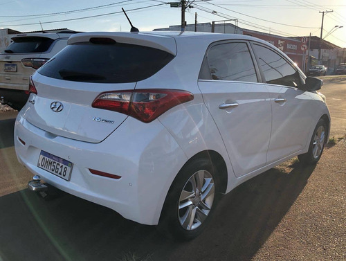Imagem 4 de 6 de Hyundai Hb20 1.6 Premium 16v Flex 4p Manual