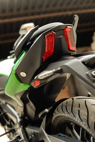 Bajaj Dominar 400 Ug
