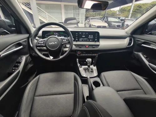 Kia Seltos 2.0 Zenith 4X2