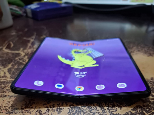 Celular Samsung Fold 3 5g De 512gb, Funcionando Al 100% Pero Esta Estrellada La Pantalla Principal (Usado)