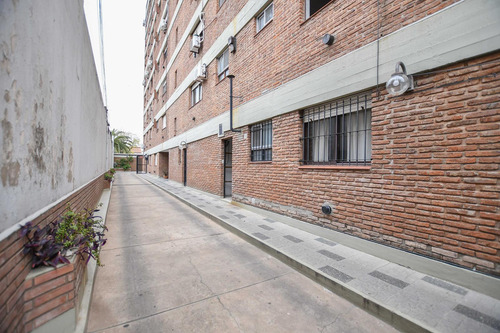 Departamento 3 Dormitorios En Venta En Calle 33 Entre 18 Y 19 La Plata