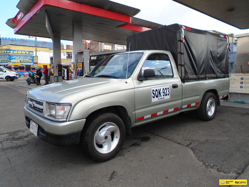 Toyota Hilux 2.4l