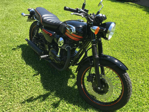 Kawasaki W800 S.e. (no Triumph Boneville, Honda O Scrambler)