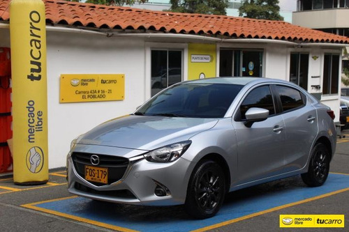 Mazda Mazda 2 Touring At 1500 Sedan