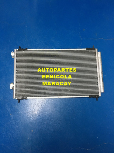 Imagen 3 de 9 de Condensador Toyota Corolla 09 / 14 Faaca Original C Garantia