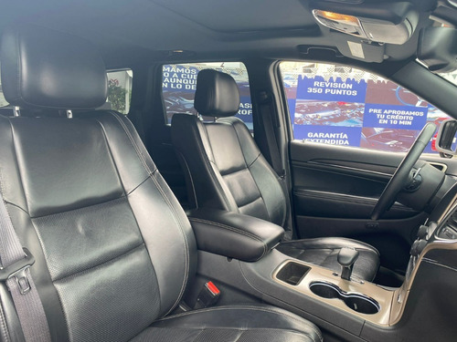 Imagen 13 de 15 de Jeep Gran Cherokee Lujo 6 Cilindros Limited
