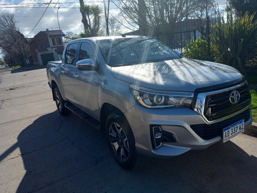 Imagen 3 de 9 de Toyota Hilux 2019 2.8 Cd Srx 177cv 4x4