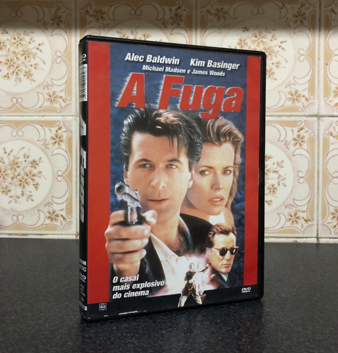 Dvd A Fuga - Alec Baldwin / Kim Basinger / Roger Donaldson