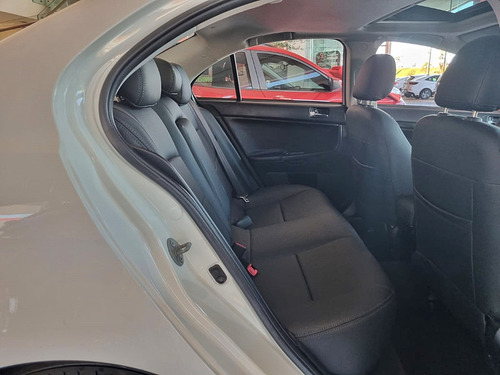 Mitsubishi Lancer LANCER 2.0 AUTOMÃTICO 16V GASOLINA AUTOMÃTICO