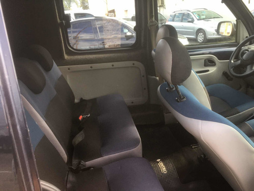 Imagen 8 de 11 de Renault Kangoo 2012 1.6 2 Furgon Confort Cd Svt 1plc