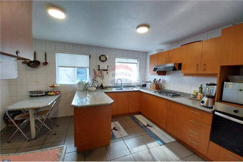 Hermosa Casa En Condominio Tranquilo Y Seguro